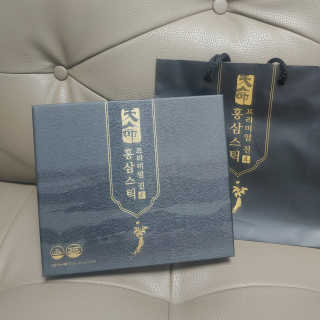헬스업_천명진프리미엄홍삼스틱_10ml x 30포 — 5점을 준 리뷰어가 2020년 12월 올린 사용 사진