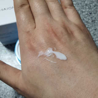 바르는콜라겐 하이온 제주바다보배 슬리핑마스크 100mL — 4점을 준 리뷰어가 2020년 6월 올린 사용 사진