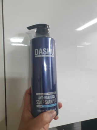 다슈코리아 다슈 데일리 단백질 한방 두피 골드 샴푸 500ml — 4점을 준 리뷰어가 2020년 11월 올린 사용 사진