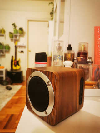 SEVIZ MINI10W 레트로 블루투스 스피커 — 4.5점을 준 리뷰어가 2020년 10월 올린 사용 사진