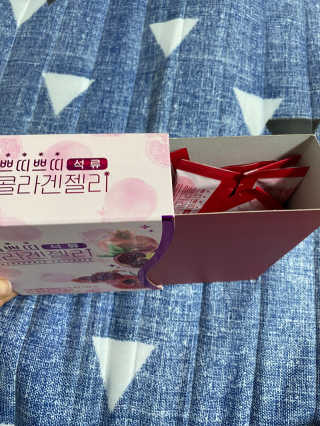 헬스업_쁘띠쁘띠석류콜라겐젤리_20g x 14포 — 4점을 준 리뷰어가 2020년 10월 올린 사용 사진
