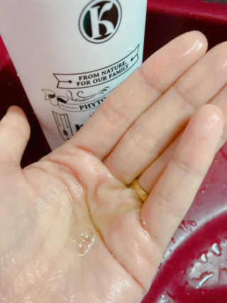 키라니아 피토스칼프 탈모완화 기능성샴푸 500ml — 5점을 준 리뷰어가 2020년 12월 올린 사용 사진