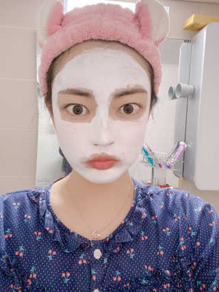 리더스코스메틱 리더스 밀크 스폰지 마스크 — 5점을 준 리뷰어가 2020년 9월 올린 사용 사진