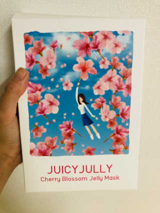 쥬시줄리 체리블라썸 젤리겔 마스크 — 4.5점을 준 리뷰어가 2020년 4월 올린 사용 사진