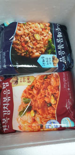 바다는다웰빙이다 전복해물볶음밥/전복김치볶음밥 250g-4봉지 — 5점을 준 리뷰어가 2020년 8월 올린 사용 사진