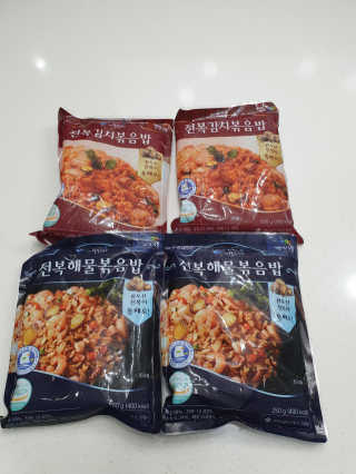 바다는다웰빙이다 전복해물볶음밥/전복김치볶음밥 250g-4봉지 — 5점을 준 리뷰어가 2020년 9월 올린 사용 사진