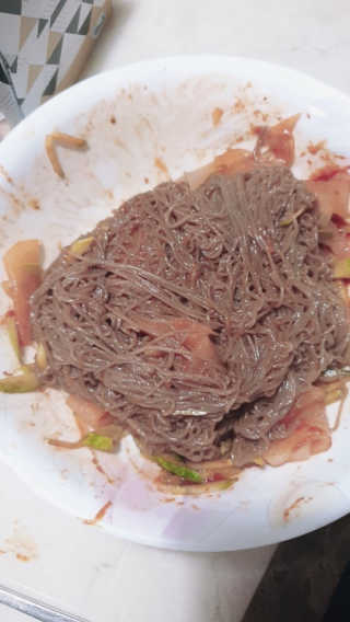 [해주냉면] 신천맛집 매운 비빔냉면 2인분 + 무절임 — 4점을 준 리뷰어가 2020년 5월 올린 사용 사진