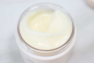 어글리프루프 크림 바이어글리 하이드레이션 샤워 50ml — 5점을 준 리뷰어가 2020년 11월 올린 사용 사진