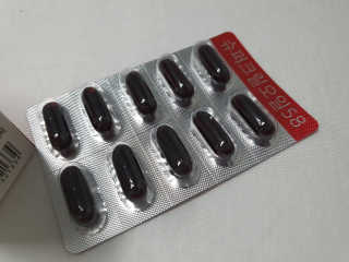 메이준뉴트리 슈퍼 크릴 오일58 1000mg x 30캡슐 — 5점을 준 리뷰어가 2020년 5월 올린 사용 사진
