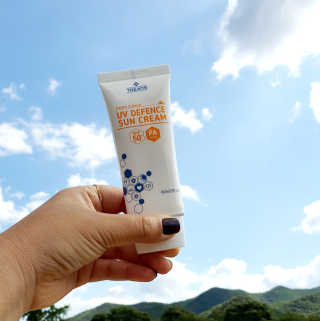 [트리티스] UV 디펜스 선크림 PA+++ / SPF50+  60ml — 4점을 준 리뷰어가 2020년 9월 올린 사용 사진