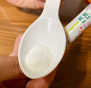 [풀무원베이비밀] 프로바이오락 베이비 튼튼 유산균 — 5점을 준 리뷰어가 2020년 8월 올린 사용 사진