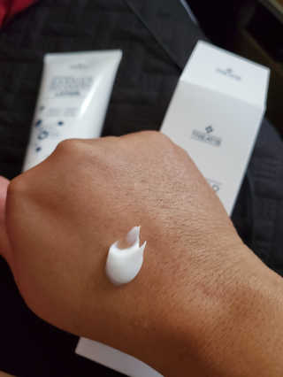 트리티스 [TREATIS] Barrier Recovery Lotion 200ml — 5점을 준 리뷰어가 2020년 11월 올린 사용 사진
