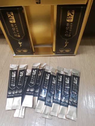 헬스업_천명진프리미엄홍삼스틱_10ml x 30포 — 4.5점을 준 리뷰어가 2020년 7월 올린 사용 사진