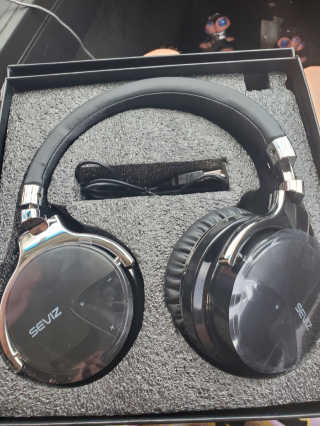SEVIZ Bluetooth Headphones 10 3color — 5점을 준 리뷰어가 2020년 6월 올린 사용 사진