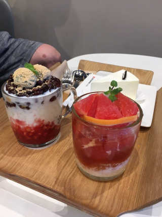 달콤커피경희의료원점 [썸머데이] 달콤커피 경희의료원점 — 4점을 준 리뷰어가 2020년 8월 올린 사용 사진