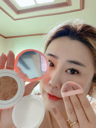 [블랙루즈] 피치 커버 벨벳 쿠션 2종 중 택1 — 5점을 준 리뷰어가 2020년 12월 올린 사용 사진