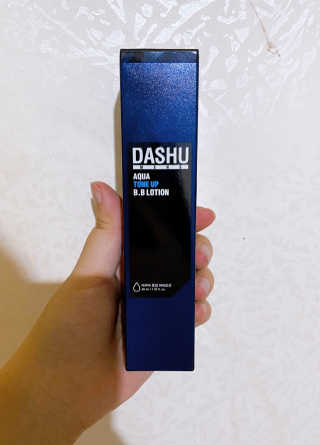 다슈코리아 다슈 맨즈 톤 업 비비로션 40ml — 4점을 준 리뷰어가 2020년 10월 올린 사용 사진