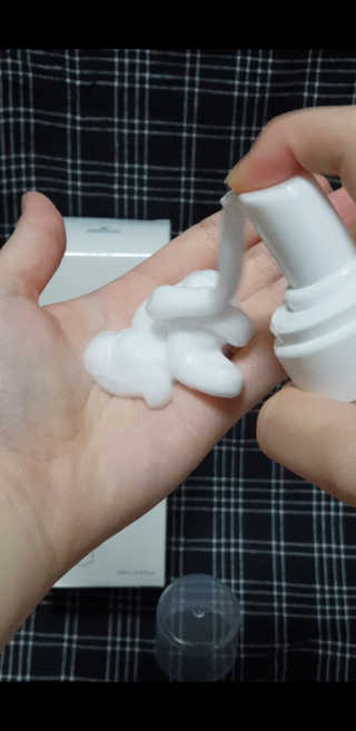 [트리티스] 버블 폼 클렌저 200ml — 5점을 준 리뷰어가 2020년 10월 올린 사용 사진