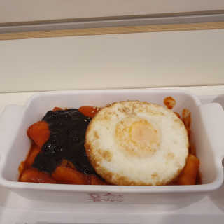 죠스떡볶이 [죠스푸드] 짜빠떡볶이+떡또그+범벅만두 신메뉴 3종 — 4점을 준 리뷰어가 2020년 5월 올린 사용 사진