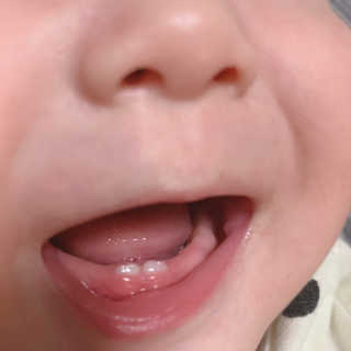 메디덴코 투투스 키즈 어린이 치약 — 5점을 준 리뷰어가 2020년 4월 올린 사용 사진