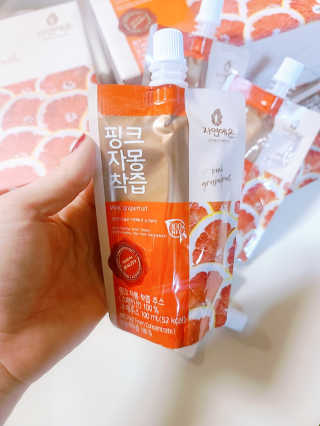 자연에온 핑크 자몽 착즙 100mL 10개입 2BOX — 4점을 준 리뷰어가 2020년 11월 올린 사용 사진
