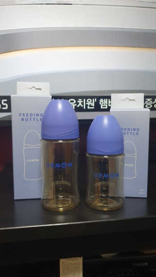 유비맘 PPSU 젖병 노꼭지_260ml_컬러 랜덤 발송 — 3점을 준 리뷰어가 2020년 6월 올린 사용 사진