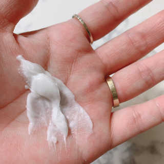 인그람스 캠퍼 크림 오리지널 300ml — 3점을 준 리뷰어가 2020년 4월 올린 사용 사진