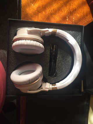 SEVIZ Bluetooth Headphones 10 3color — 4.5점을 준 리뷰어가 2020년 4월 올린 사용 사진