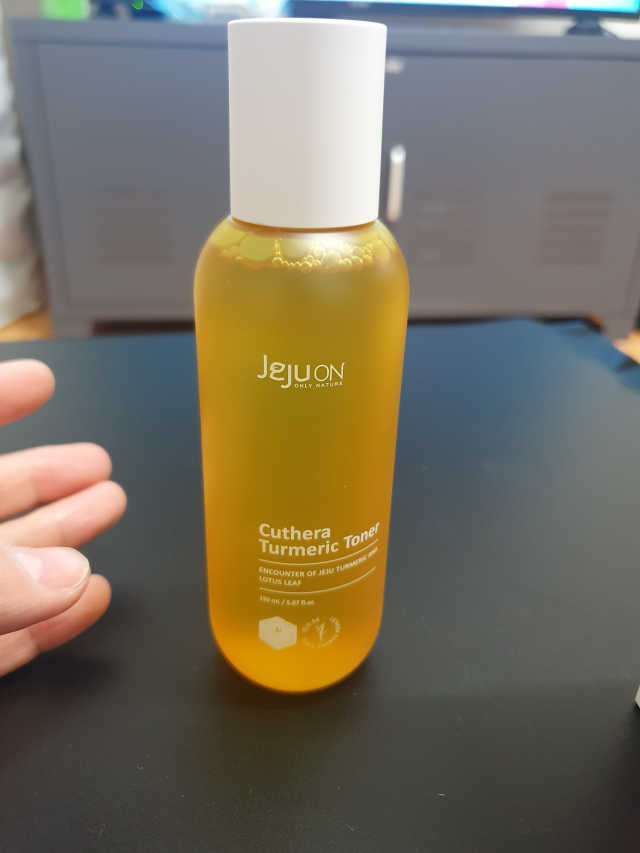 항산화보습토너 제주온 큐테라 울금 토너 150mL 리뷰 사진