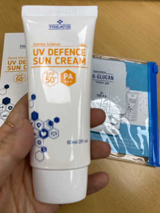 [트리티스] UV 디펜스 선크림 PA+++ / SPF50+  60ml — 5점을 준 리뷰어가 2020년 10월 올린 사용 사진