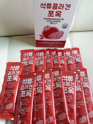조은약초 석류콜라겐 석류즙 석류쪼옥 젤리 스틱 15포 x 20g — 5점을 준 리뷰어가 2020년 7월 올린 사용 사진
