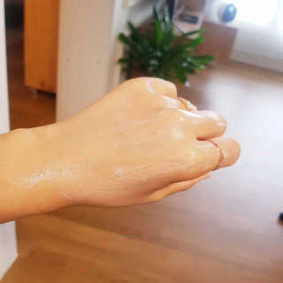 비더마틱 밸런스 선크림 — 4.5점을 준 리뷰어가 2020년 6월 올린 사용 사진
