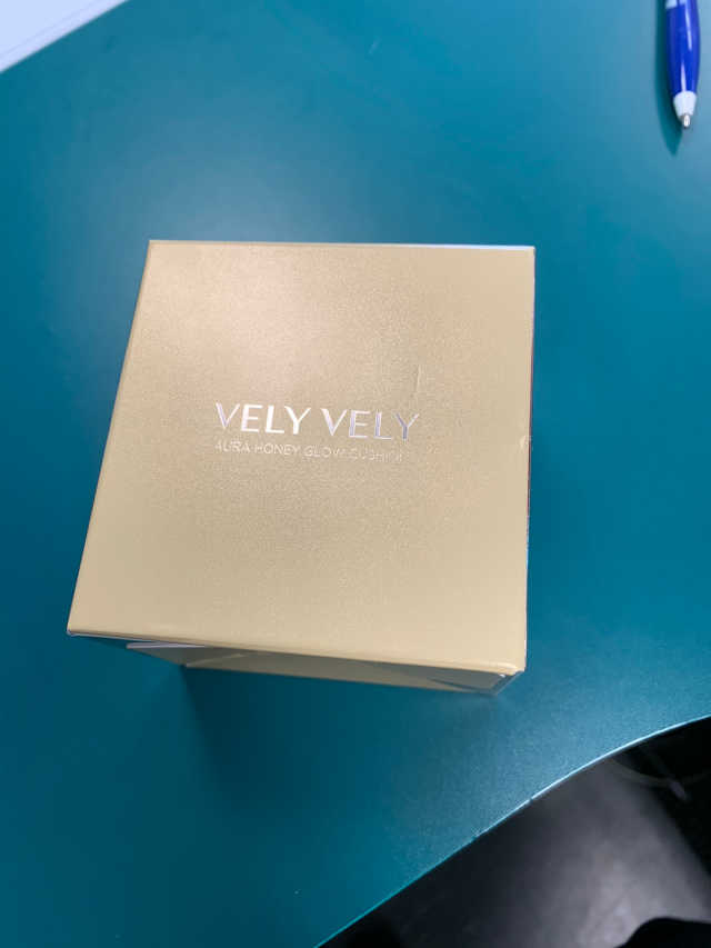 VELY VELY 아우라 허니 글로우 쿠션 리뷰 사진