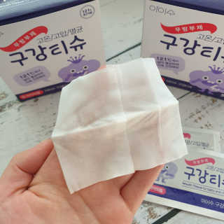 100도 이상에서 삶아 멸균 안심 아이수 구강 티슈 — 5점을 준 리뷰어가 2020년 10월 올린 사용 사진