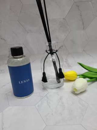 레나스 프리미엄 아로마 디퓨저 200ml  [1SET] — 5점을 준 리뷰어가 2020년 9월 올린 사용 사진