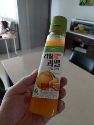 [풀무원] 리얼 과일  저지방 드레싱 240g 3종 — 5점을 준 리뷰어가 2020년 8월 올린 사용 사진