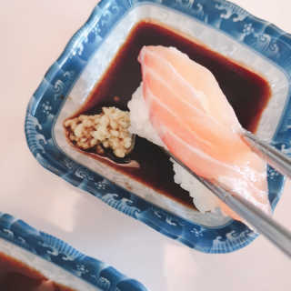 동원산업 항공직송 동원생연어_400g — 5점을 준 리뷰어가 2020년 5월 올린 사용 사진