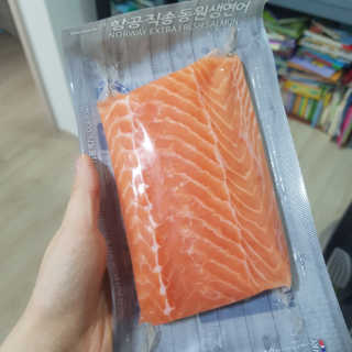 동원산업 항공직송 동원생연어_400g — 5점을 준 리뷰어가 2020년 4월 올린 사용 사진