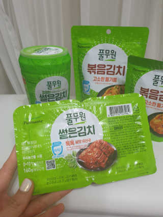 [풀무원] 들기름 볶음김치, 톡톡 김치, 깔끔한 김치 — 5점을 준 리뷰어가 2020년 6월 올린 사용 사진