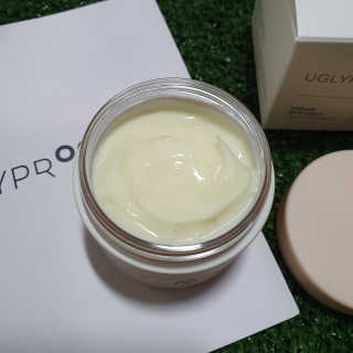 어글리프루프 크림 바이어글리 하이드레이션 샤워 50ml — 5점을 준 리뷰어가 2020년 10월 올린 사용 사진