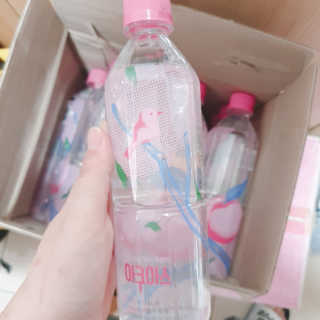 아쿠아스 플레이버워터 [아쿠아스] 제로칼로리 플레이버워터 복숭아/청포도 1BOX 20개입 — 5점을 준 리뷰어가 2020년 7월 올린 사용 사진