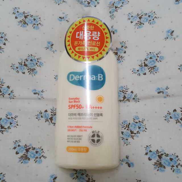 더마비 에브리데이 선블록 SPF50+PA++++ 리뷰 사진