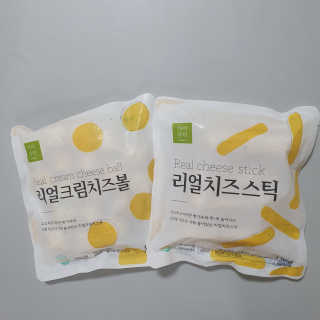 가치식탁 리얼치즈스틱, 리얼크림치즈볼 — 5점을 준 리뷰어가 2020년 8월 올린 사용 사진