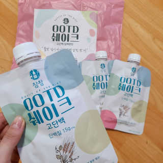 [꾸콤] 참참 OOTD쉐이크 담백한 일주일세트 50g x 5 — 5점을 준 리뷰어가 2020년 9월 올린 사용 사진