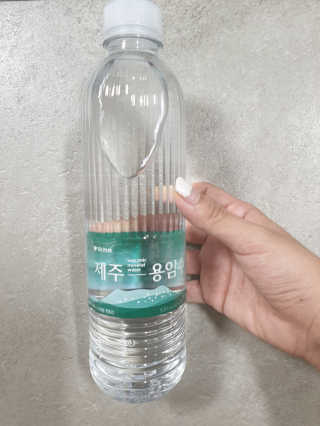 닥터유 제주용암수 닥터유 용암수 — 5점을 준 리뷰어가 2020년 8월 올린 사용 사진