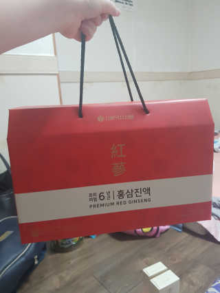 서울약사신협_New프리미엄6년근홍삼진액_70mlx30포 — 5점을 준 리뷰어가 2020년 8월 올린 사용 사진