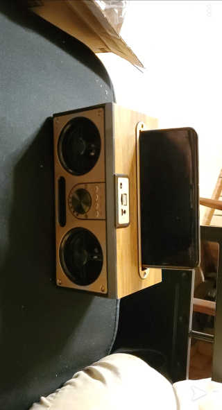 SEVIZ RETRO20W 레트로 블루투스 스피커 — 5점을 준 리뷰어가 2020년 10월 올린 사용 사진