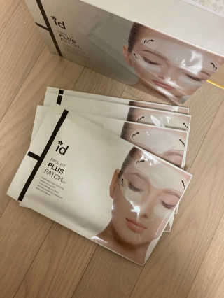 아이디플라코스메틱 아이디 페이스핏 플러스 패치 v2 — 5점을 준 리뷰어가 2020년 12월 올린 사용 사진