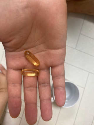 JW중외제약 마이코드 알티지 오메가3 1000 mg — 4점을 준 리뷰어가 2020년 7월 올린 사용 사진