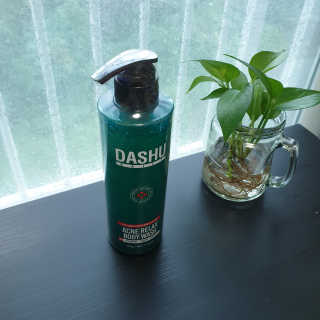 다슈코리아 다슈 데일리 아크네 릴렉스 바디워시 500ml — 5점을 준 리뷰어가 2020년 8월 올린 사용 사진
